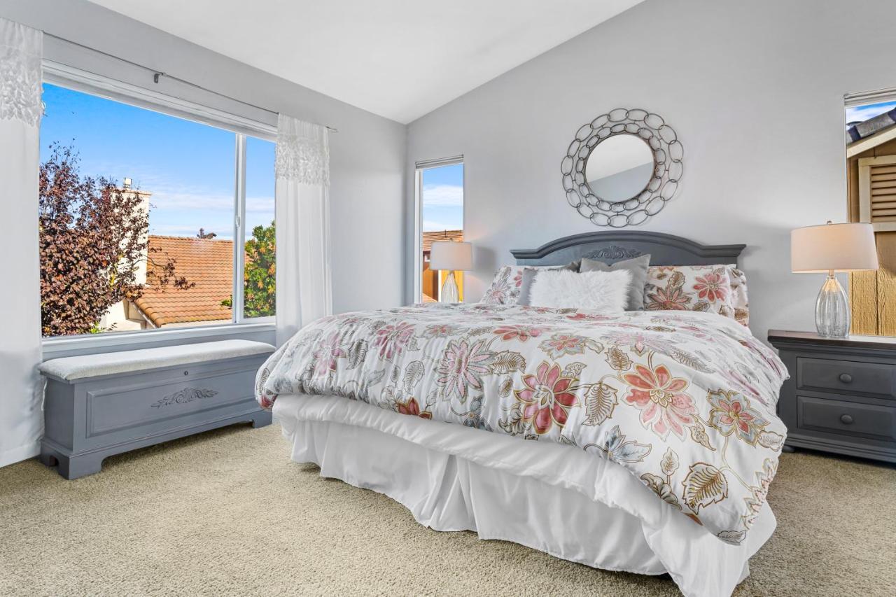 Brand New Listing - Windsor “Winetopia” Getaway 外观 照片