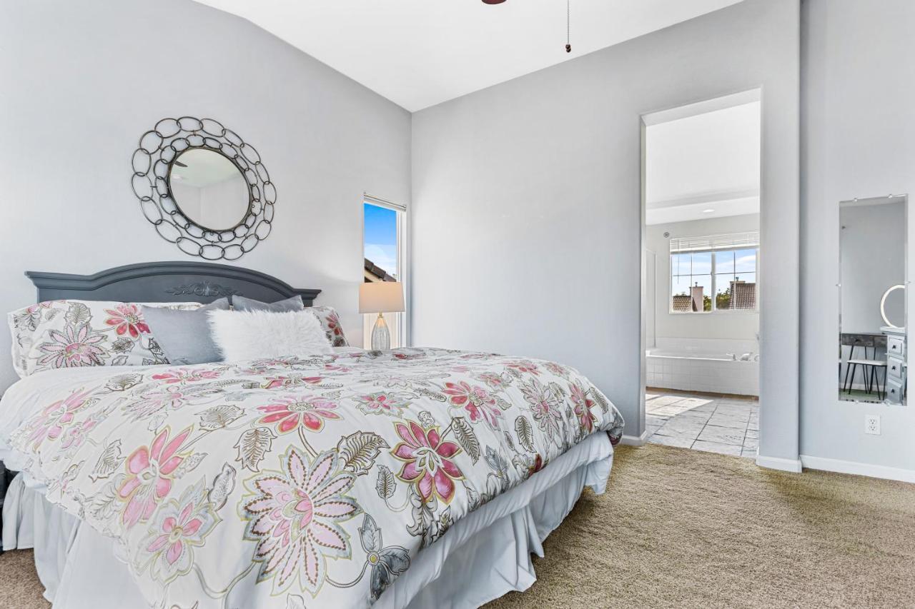 Brand New Listing - Windsor “Winetopia” Getaway 外观 照片
