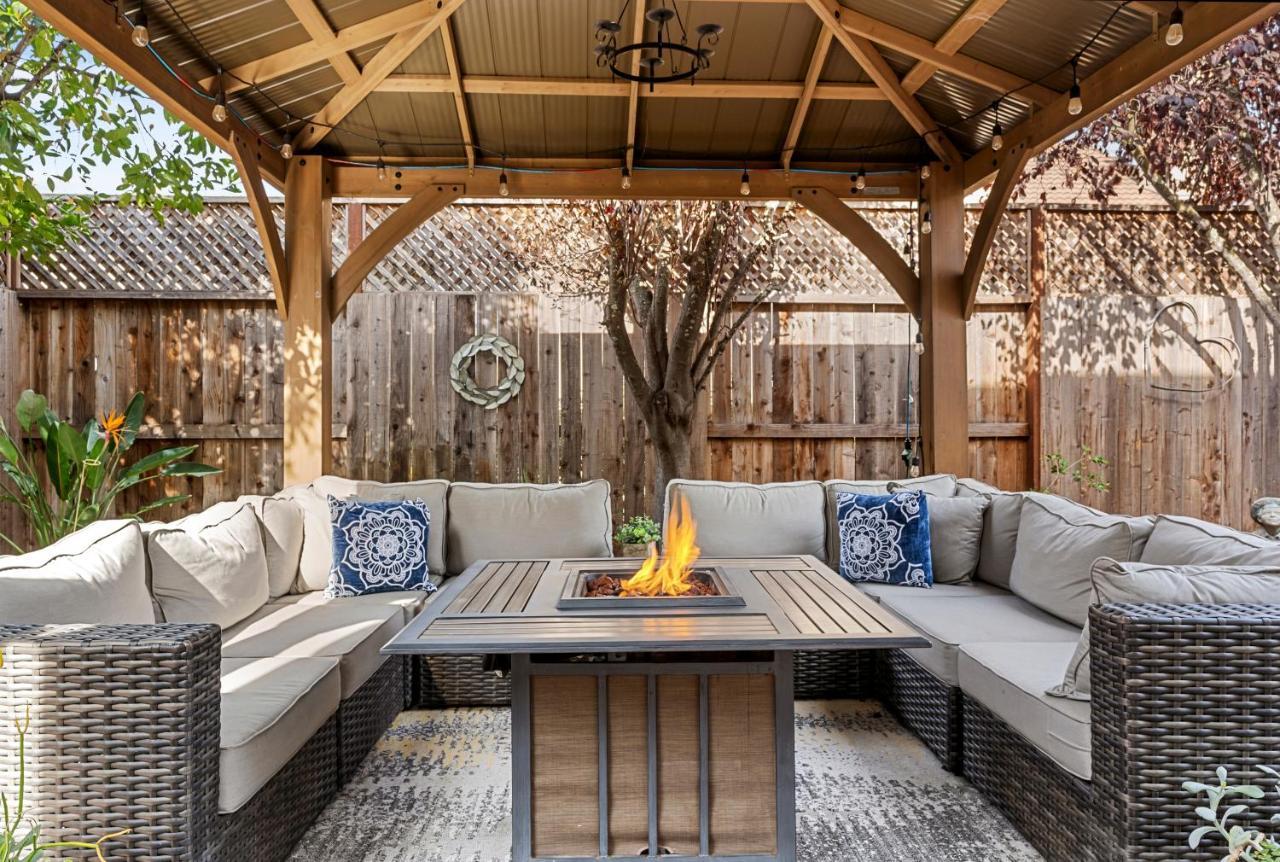 Brand New Listing - Windsor “Winetopia” Getaway 外观 照片